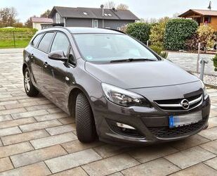 Opel Opel Astra Sports Tourer Kombi 1.6, 4-fach, Navi Gebrauchtwagen