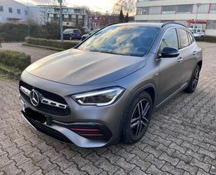 Mercedes-Benz Mercedes-Benz GLA 220 d Edition 1 Gebrauchtwagen