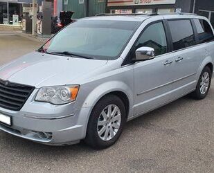 Chrysler Chrysler Grand Voyager 2.8CRD VOLL*XENON*Glasdach* Gebrauchtwagen