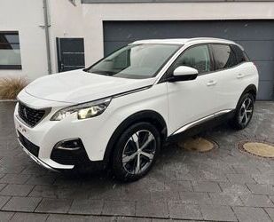 Peugeot Peugeot 3008 2.0 BlueHDi 180 EAT8 Allure Navi, LE Gebrauchtwagen