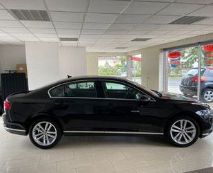 VW Volkswagen Passat Lim. Elegance,Navi,Teilleder,beh Gebrauchtwagen