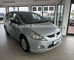 Mitsubishi Mitsubishi Grandis 2.4 Invite Klima/Scheckheft/AHK Gebrauchtwagen