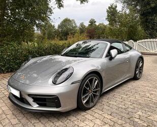 Porsche Porsche 992 911 Targa 4 GTS 480PS MwSt ausw GTSilb Gebrauchtwagen