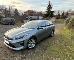 Kia Kia ceed Sportswagon 1.6 CRDi DCT Vision Sports... Gebrauchtwagen