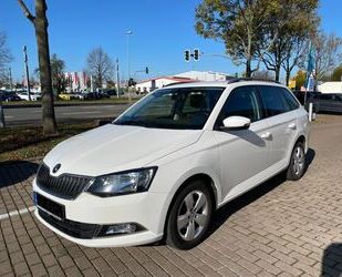 Skoda Skoda Fabia 1.2l TSI Combi PDC SHZ TEMPOMAT Gebrauchtwagen