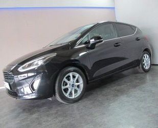 Ford Ford Fiesta Titanium LED + Winter-Paket + Tempomat Gebrauchtwagen