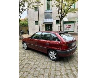 Opel Opel Astra 1.6 GL GL Gebrauchtwagen