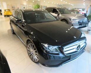 Mercedes-Benz Mercedes-Benz E 220 d T AHK PANO STDHZG ACC LED Gebrauchtwagen