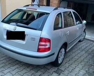 Skoda Skoda Fabia Combi 1.4 16V 59 kW Cool Edition Cool Gebrauchtwagen