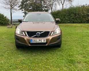 Volvo Volvo XC60 D5 AWD Geartronic Momentum Momentum Gebrauchtwagen