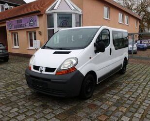 Renault Renault Trafic Combi L1H1 2,7t verglast Gebrauchtwagen