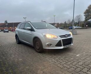 Ford Ford Focus 1,6TDCi AHK TÜV/ Inspektion NEU! kein V Gebrauchtwagen