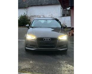 Audi Audi A3 1.6 TDI clean diesel S tronic Attraction . Gebrauchtwagen