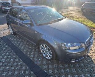 Audi Audi A3 2.0 FSI S line Sportpaket plus Sportback . Gebrauchtwagen