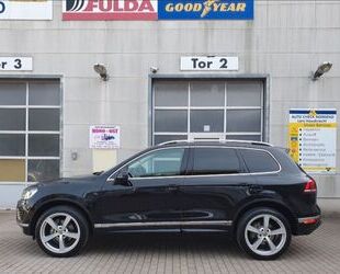 VW Volkswagen Touareg R-LINE Garagenwagen SEHR GEPFLE Gebrauchtwagen