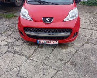 Peugeot Peugeot 107 Petit Filou Gebrauchtwagen