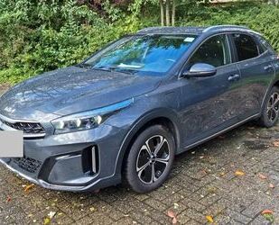 Kia Kia XCeed 1.6 PHEV*Business*Navi*LED*RKam*Le/Shz*A Gebrauchtwagen