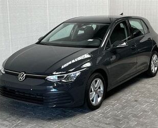 VW Volkswagen Golf VIII 1.5 TSI Life Navi ACC LED PDC Gebrauchtwagen