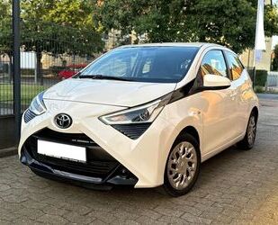 Toyota Toyota Aygo AYGO x-play Gebrauchtwagen