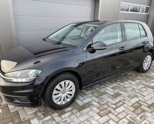 VW Volkswagen Golf 1.0 TSI Trendline Trendline Gebrauchtwagen