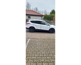 Ford Ford Kuga 1,6 EcoBoost 2x4 110kW Titanium Titanium Gebrauchtwagen