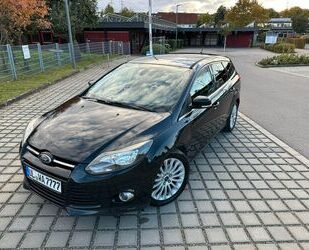 Ford Ford Focus 2,0TDCi 120kW PowerSh. Titanium Turnie. Gebrauchtwagen