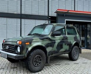 Lada Lada Niva LEGEND 4x4 Taiga Klima Sitzheizung Gebrauchtwagen