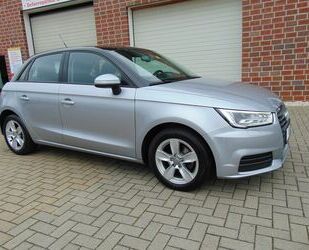 Audi Audi A1 Sportback S tronic*Navi MMI*DAB*Bi-Xenon*1 Gebrauchtwagen