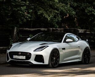 Jaguar Jaguar F-Type 5.0 L V8 SVR Kompressor AWD Automati Gebrauchtwagen