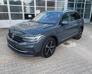 VW Volkswagen Tiguan Active Automatik LED PDC ACC Gebrauchtwagen