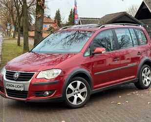 VW Volkswagen Touran Cross *BI-XENON*GSSD*STANDHEIZUN Gebrauchtwagen