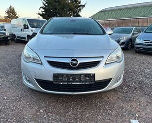 Opel Opel Astra J Sports Tourer Design Edition Gebrauchtwagen