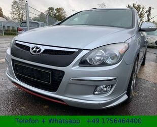 Hyundai Hyundai i30 CW 1.6 CRDi SPORT Leder Klimatronic P Gebrauchtwagen