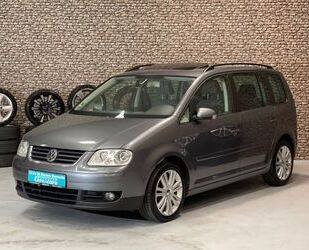 VW Volkswagen Touran Highline~XENON~NAVI~SCHIEBEDACH~ Gebrauchtwagen