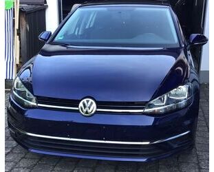 VW Volkswagen Golf 1.6 TDI Comfortline,Pano,Navi,Shz Gebrauchtwagen