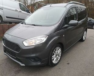 Ford Ford Tourneo Courier Titanium Gebrauchtwagen