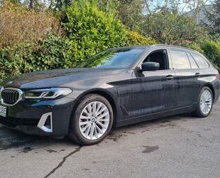 BMW BMW 530 Baureihe 5 Touring 530 e xDrive Luxury Lin Gebrauchtwagen