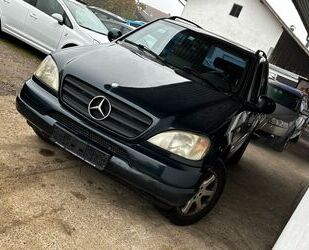 Mercedes-Benz Mercedes-Benz ML 430 V8 *AHK, LEDER* KAUM ROST Gebrauchtwagen