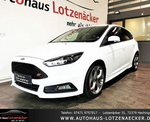 Ford Ford Focus ST 2.HAND|SYNC|BI-XEN|TEMP|LEDER|SHZ Gebrauchtwagen