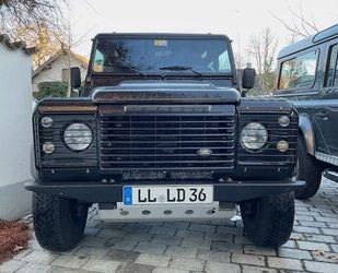 Land Rover Land Rover Black Landy 110 SE aus 02/2016 Top Auss Gebrauchtwagen