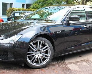 Maserati Maserati Ghibli Diesel EU6 Aut.* LEDER* NAV XENON Gebrauchtwagen