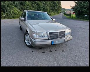 Mercedes-Benz Mercedes-Benz E 200 E 200 Gebrauchtwagen