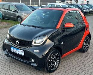 Smart Smart ForTwo Cabrio Aut. 66 kW *LEDER*PDC*SHZ*TEMP Gebrauchtwagen