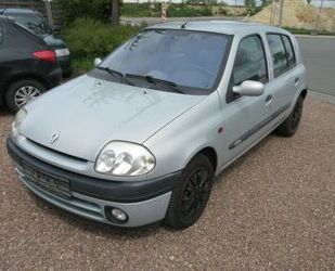 Renault Renault Clio II Initiale Luxe-Paris-Volleder.. Gebrauchtwagen