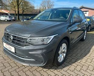 VW Volkswagen Tiguan United 1.5 TSI ACC NAVI AHK LED Gebrauchtwagen