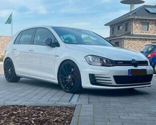 VW Volkswagen Golf 2.0 TSI DSG BMT GTI GTI Gebrauchtwagen