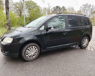 VW Volkswagen Touran 2.0 TDI 103kW DPF - Gebrauchtwagen