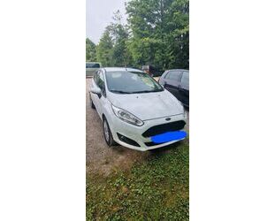 Ford Ford Fiesta 1,0 EcoBoost 74kW Celebration PowerSh. Gebrauchtwagen