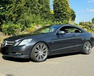 Mercedes-Benz Mercedes-Benz Coupé E 200 CGI BlueEFFICIENCY ELEGA Gebrauchtwagen