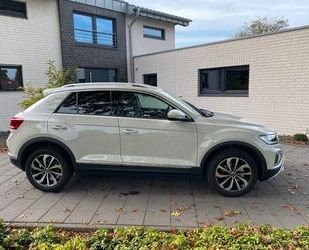 VW Volkswagen T-Roc 1.5 TSI DSG 5J Garantie Massage V Gebrauchtwagen